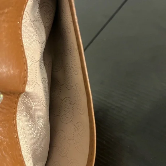 Michael Kors Tan Leather Wallet - Picture 4 of 9